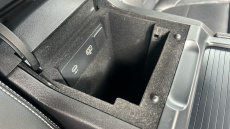 Jaguar F-Pace 2.0 D200 R-Dynamic SE 5dr Auto AWD Diesel Estate